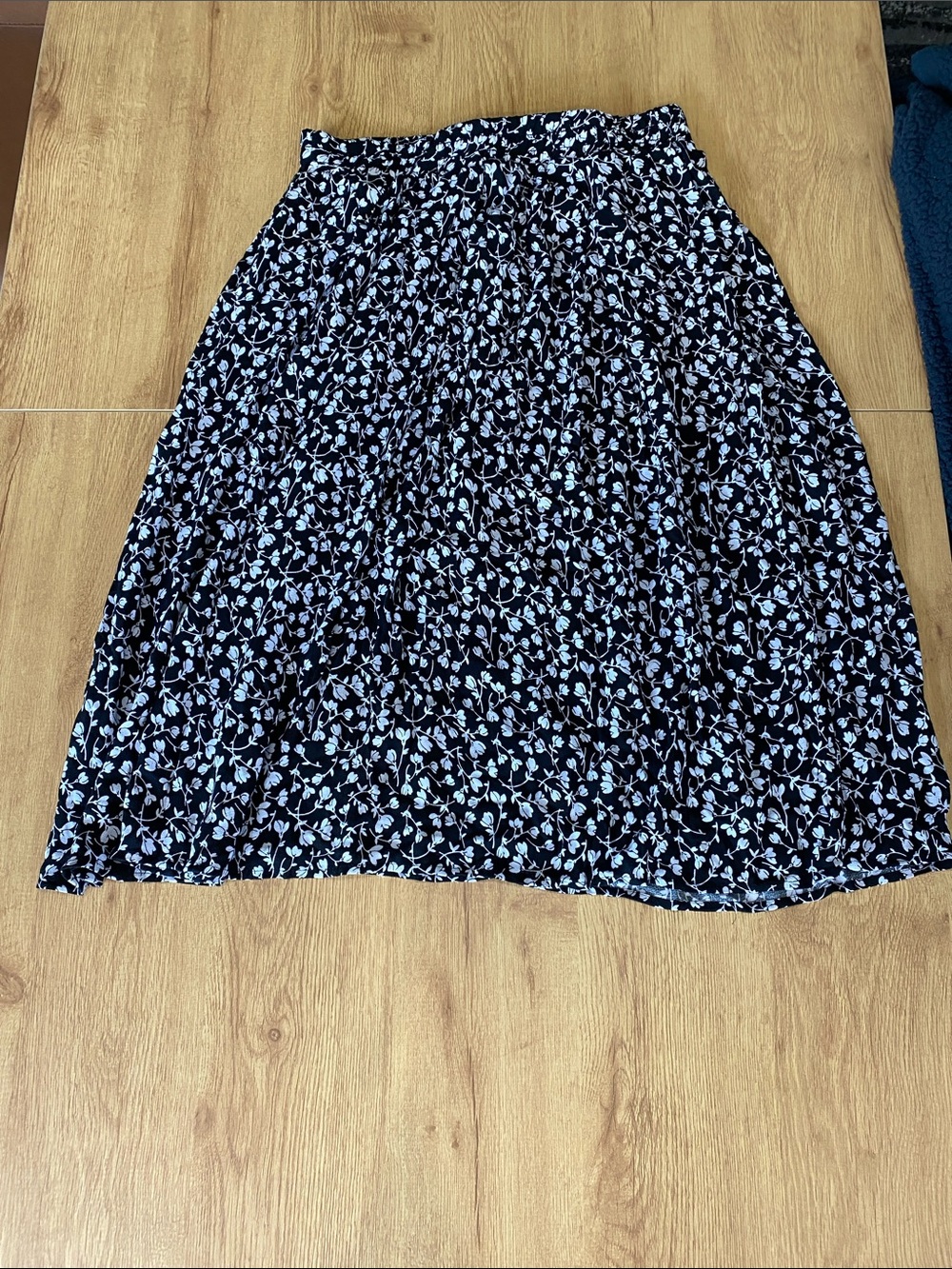 Cynthia Rowley Black Midi Skirt with White Floral Print